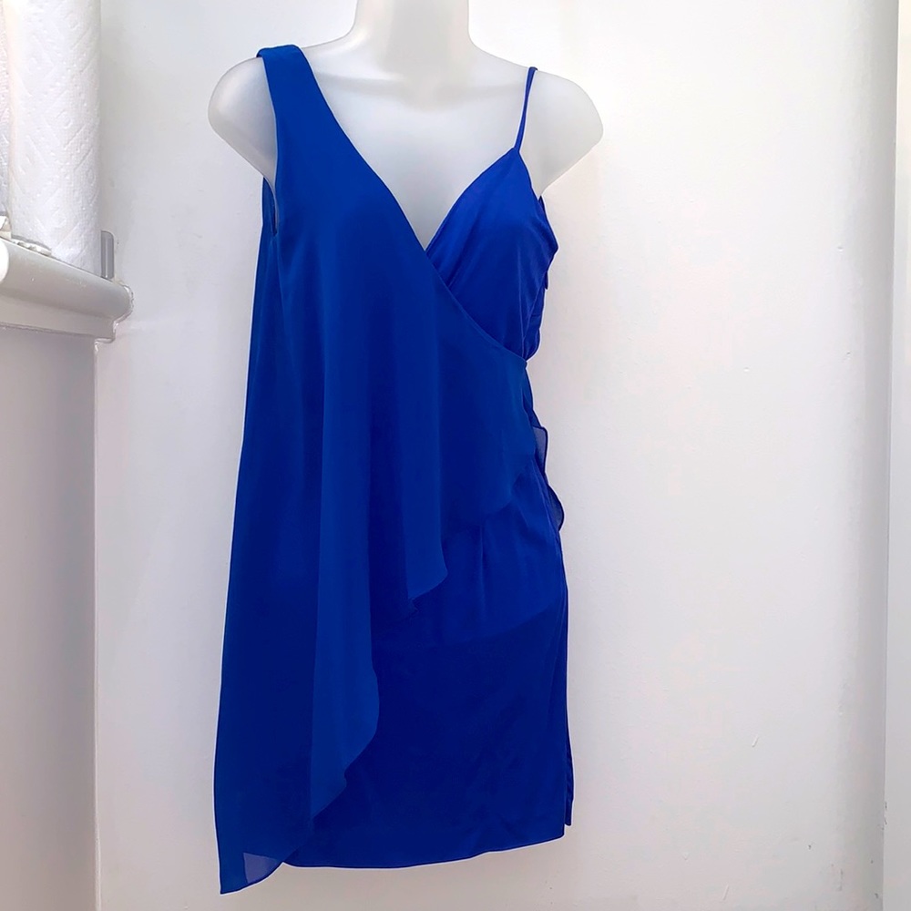 Bebe beautiful elegant blouse. XS. Navy